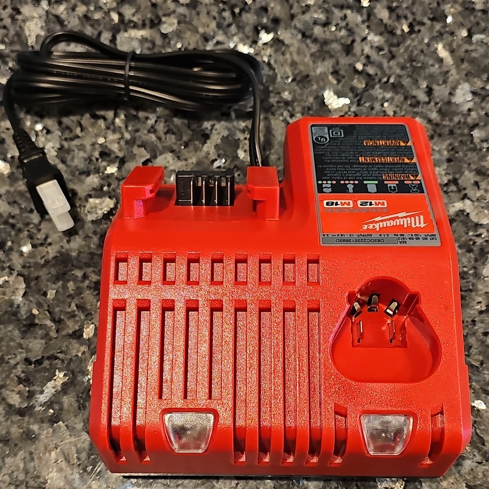 Milwaukee 48-59-1812 M12/M18 Battery Charger 12-18V Single Bay Red