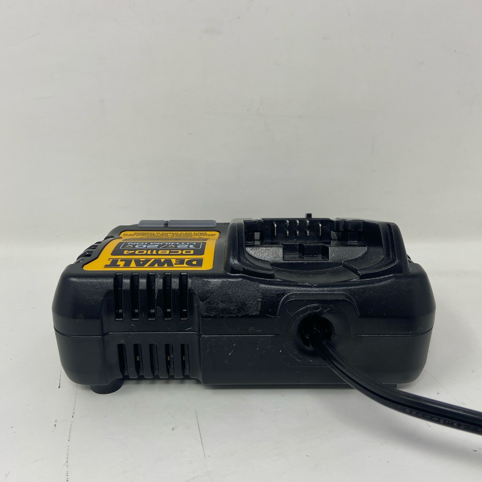 DEWALT DCB1104 12V/20V MAX 4A Battery Charger – Black/Yellow