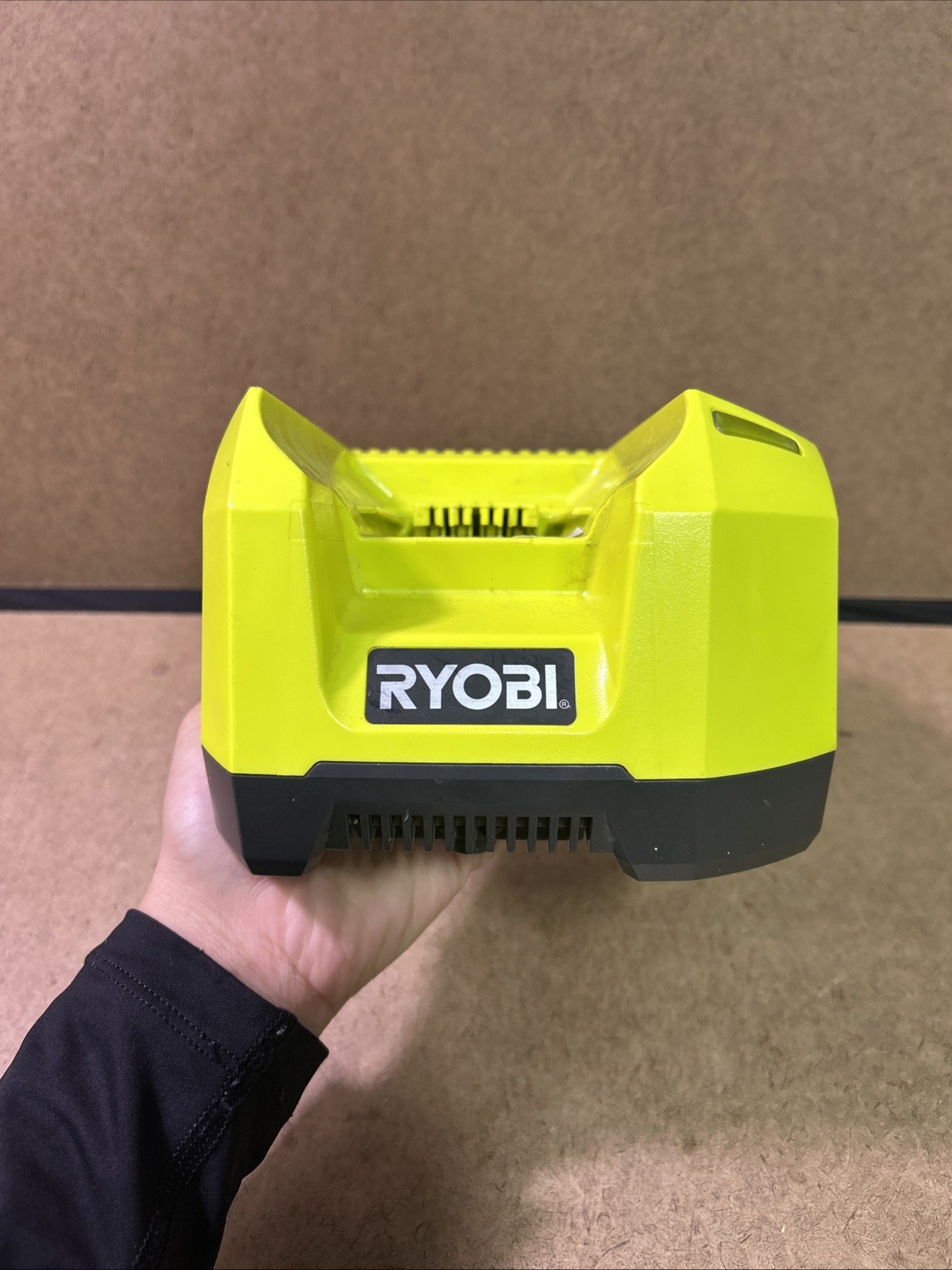 Replacement Charger For Ryobi 40V Battery Charger OP400 A57