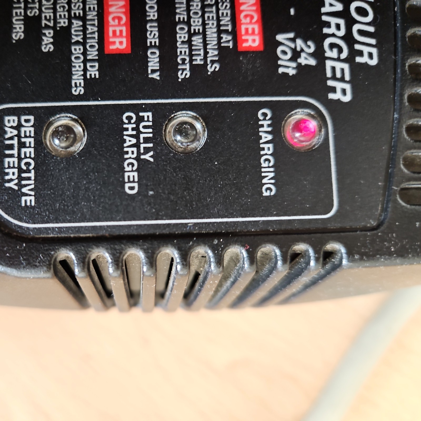 Craftsman Tool 1 Hour Battery Charger ONLY 1425301 7.2V-24V Ni-Cd CS1038 WORKING