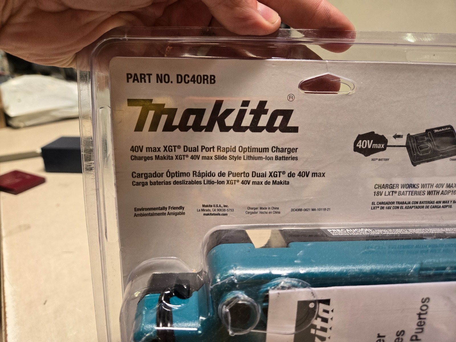 SEALED GENUINE Makita DC40RB 40V max XGT Dual Port Rapid Optimum Charger