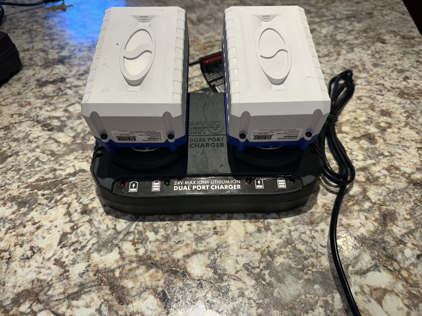 24V iON+ Lithium-Ion Dual Port Charger w/ (2) 24VBAT Batteries Tested Works