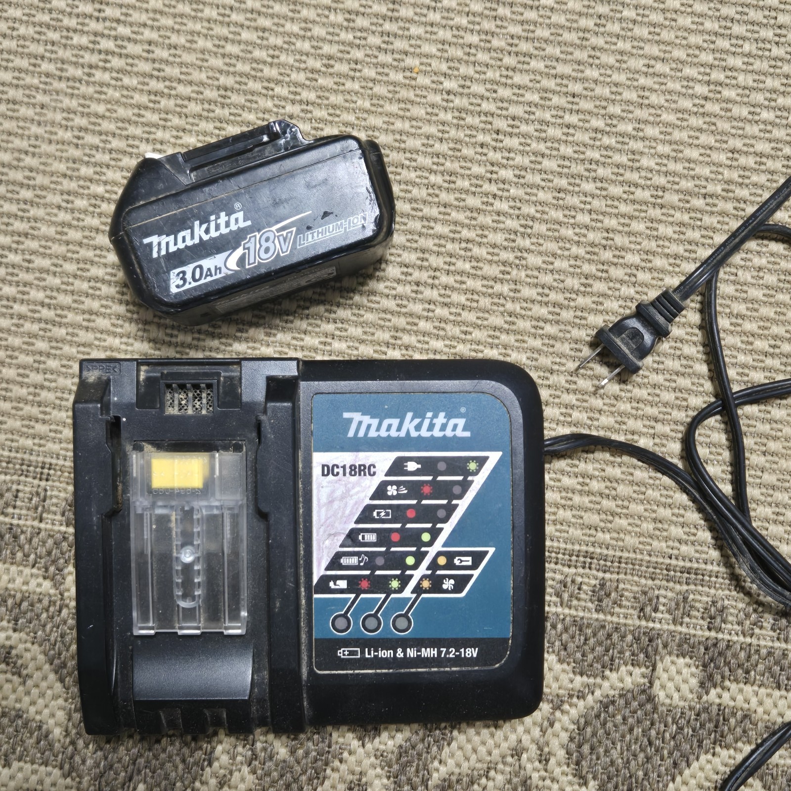 Makita DC18RC 18V LXT Rapid Optimum Battery Charger & 3AH BL1830 Battery USED