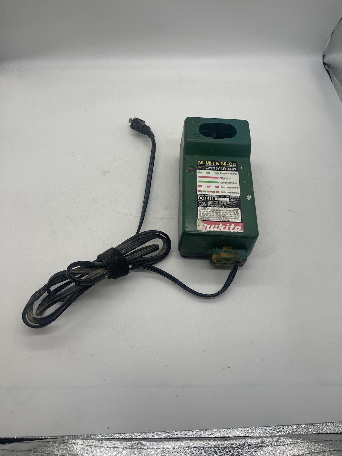 Makita DC1411 Ni-MH & Ni-Cd 7.2v 9.6v 12v 14.4v Battery Charger Genuine OEM