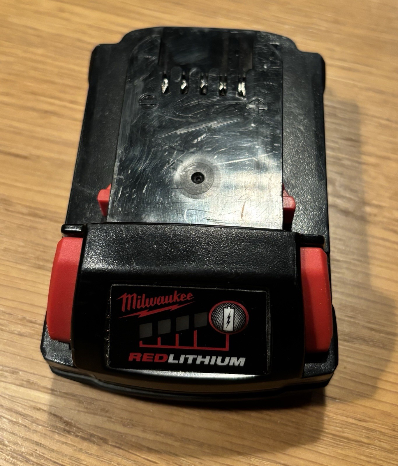 Milwaukee Charger M12 M18 With M18 CP 1.5 Lithium Battery – Excellent Condition!