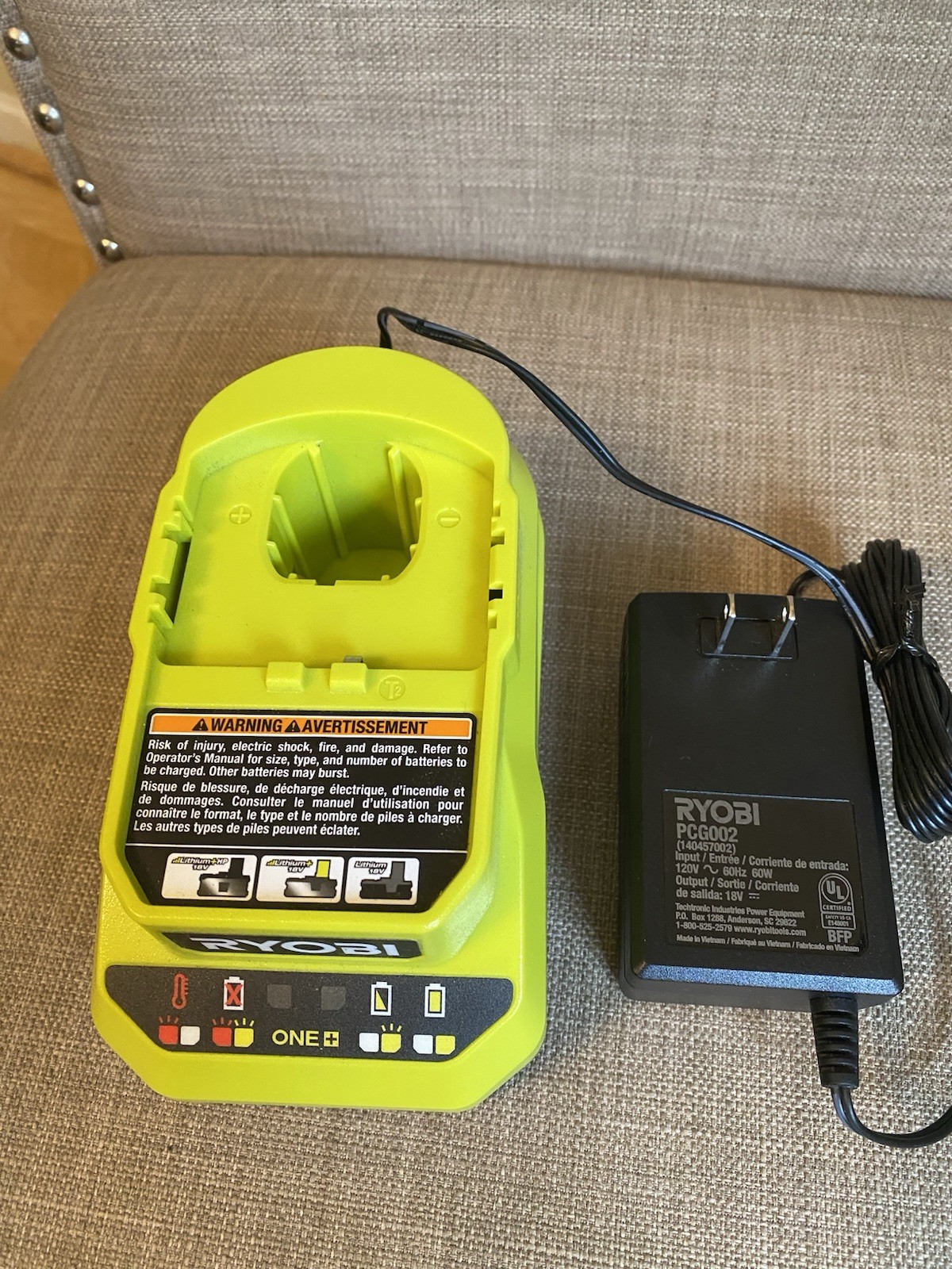 Ryobi ONE+ PCG002 18V Battery Charger Green, Model 140457002, Charges 1 Battery