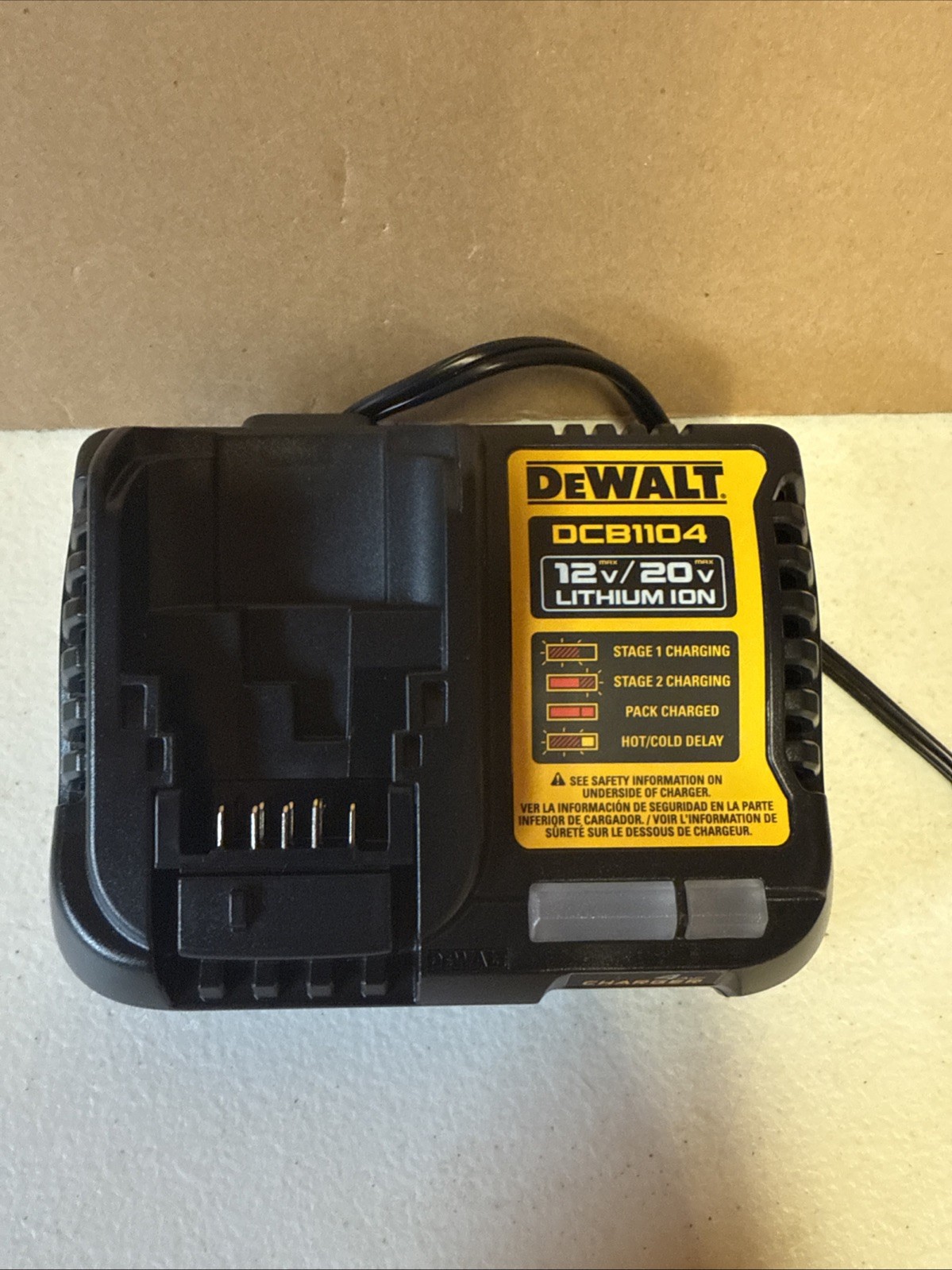 DEWALT 4 Amp Battery Charger 12V & 20V Volt MAX Li-Ion DCB1104 (OB)