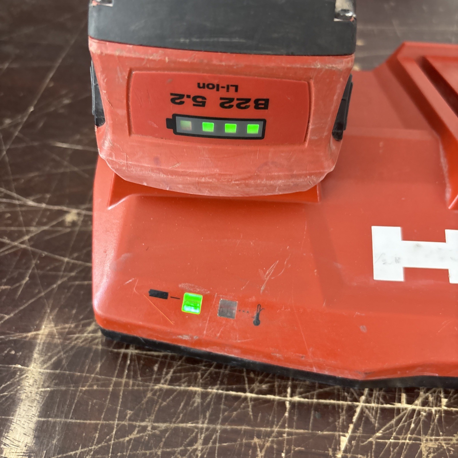 Hilti C4/36 – MC4 Multi 4-Bay Charger 115V Compatible w/ 22V 36V Batteries – 32