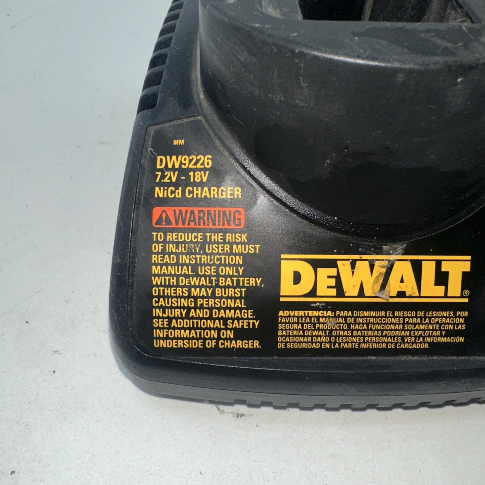 DeWalt Battery Charger Model DW9226 7.2-18 Volt Pre-Owned Battery Not Included