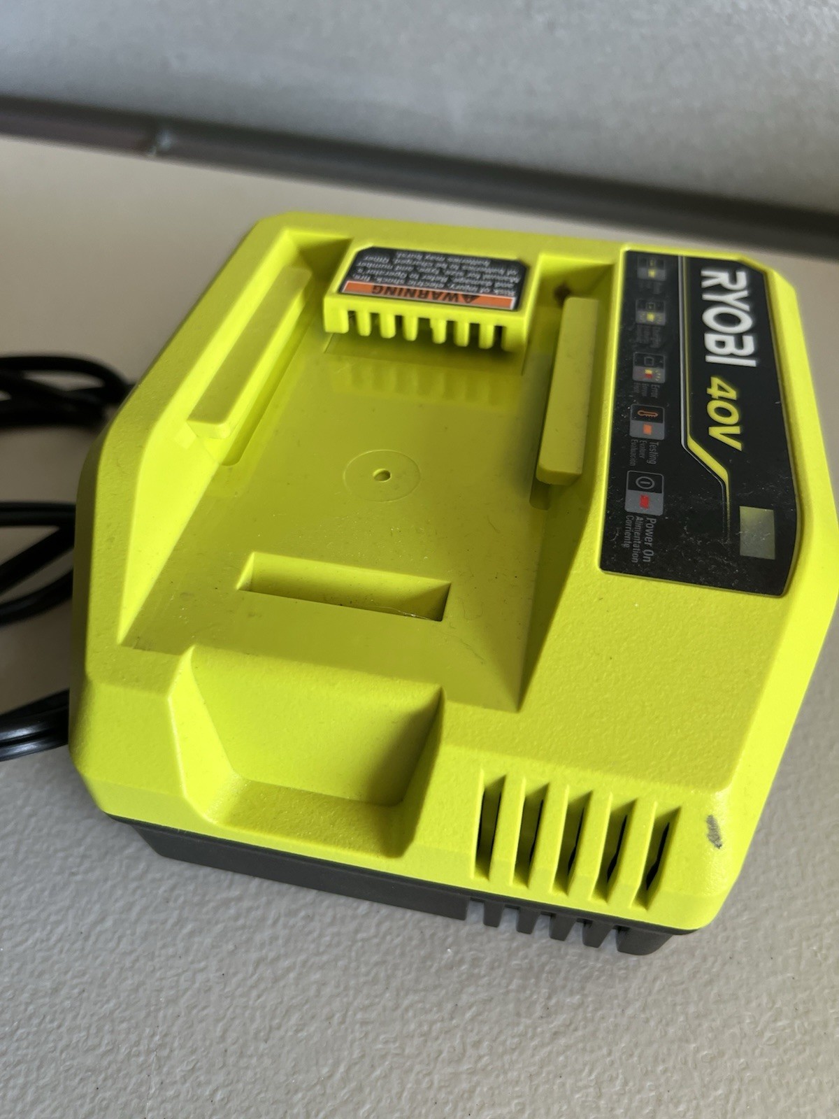 Ryobi OP408VNM 40V Lithium-Ion Charger -With Battery OP40204VNM Pre-owned