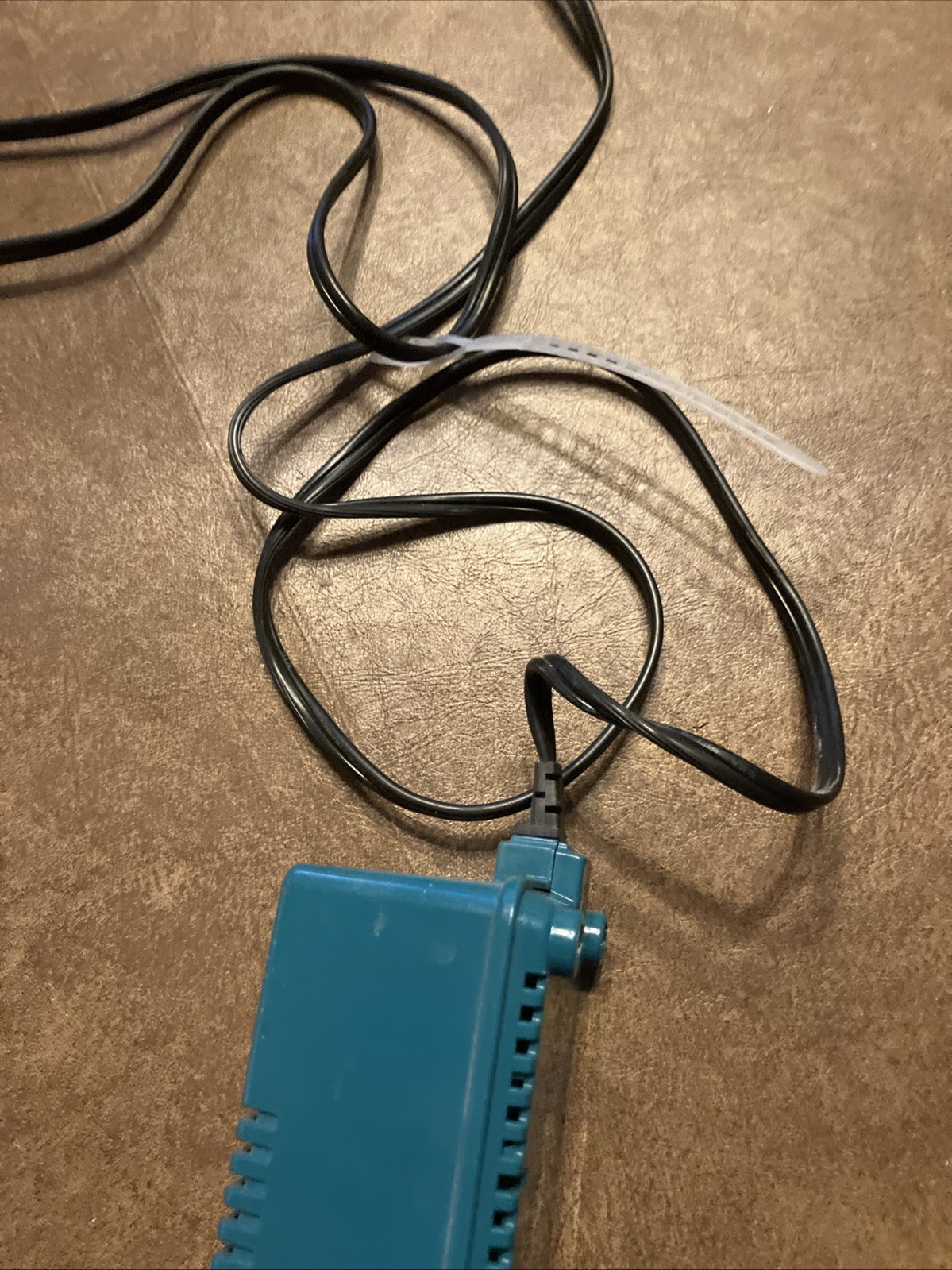 Makita DC9700A Battery Fast Charger 115V 35W 60 Hz In DC7.2V, DC9.6V 1.5A Output