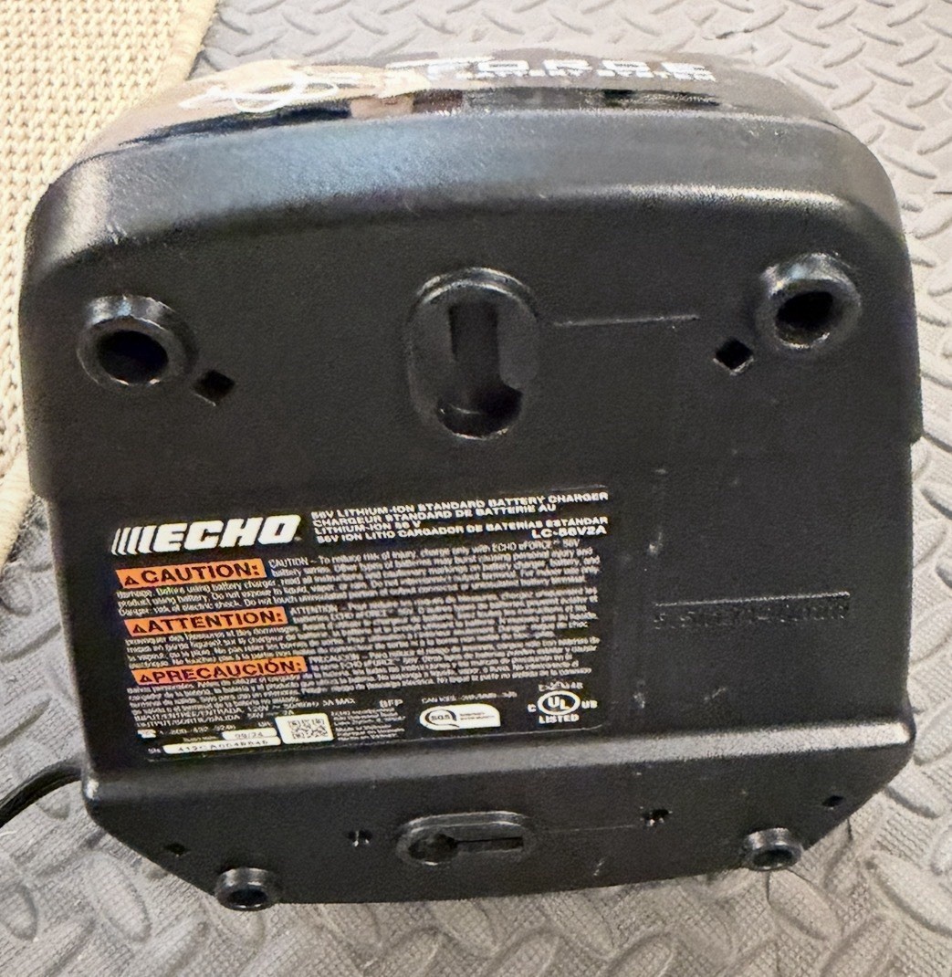 Echo 56V eForce Lithium-Ion Battery Charger LC-56V2A