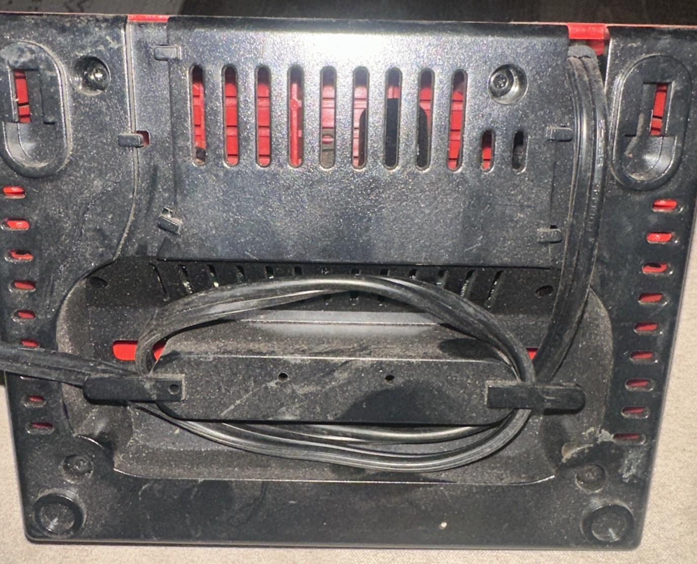 Milwaukee 1-Hour NiCd Universal Battery Charger 12v-18v Heavy Duty 2.8A 120 Volt
