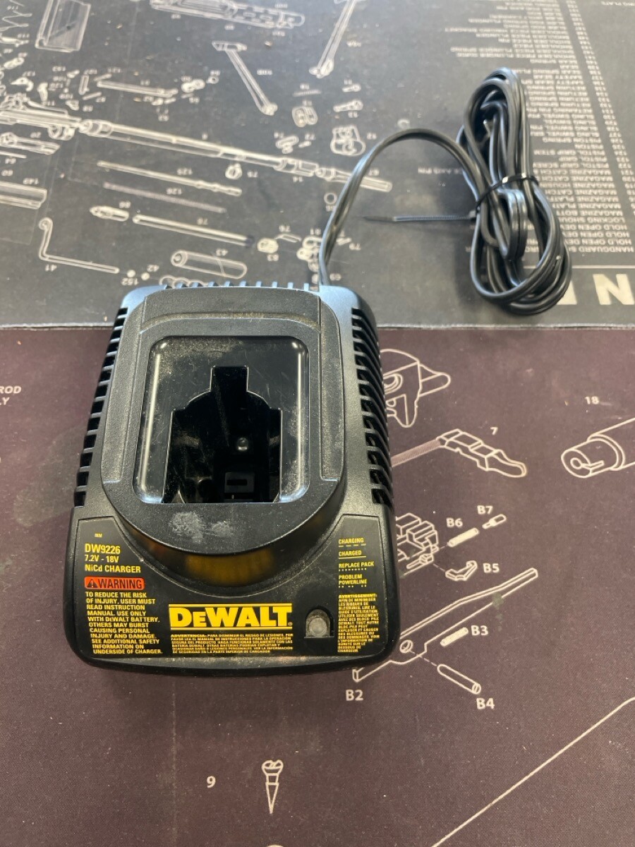 DEWALT DW9226 (MAD043539)