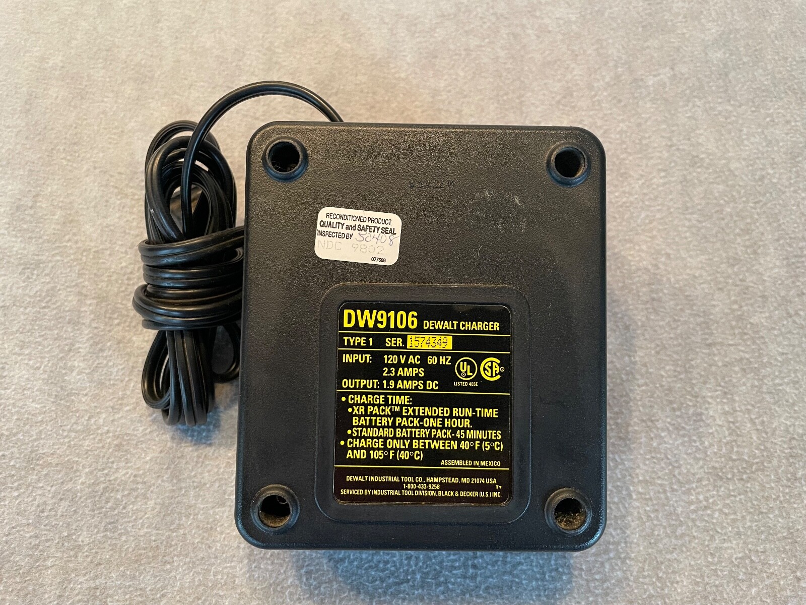 Dewalt DW9106 XR PACK Extended Run Time One Hour Battery Charger, 7.2-14.4V