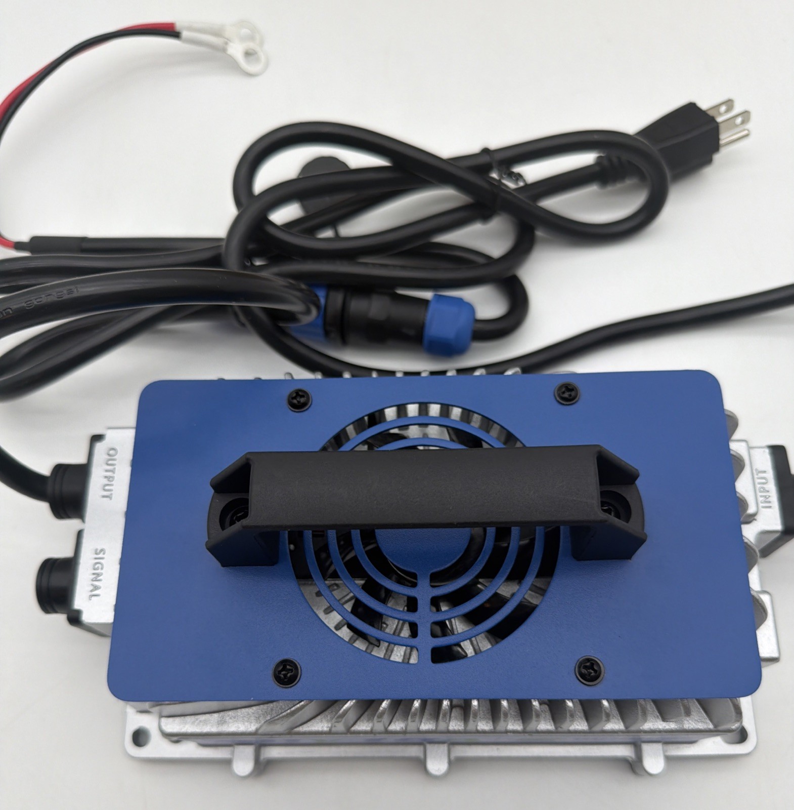 DC HOUSE 48V 18A Lithium Battery Charger, 900W Fast Charger, Charging Efficiency