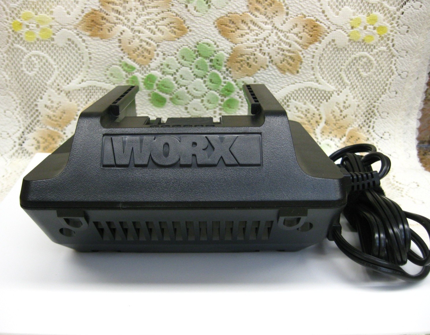 NEW Worx 48V Battery Charger Charging Station WA3741 48V MAX LITHIUM