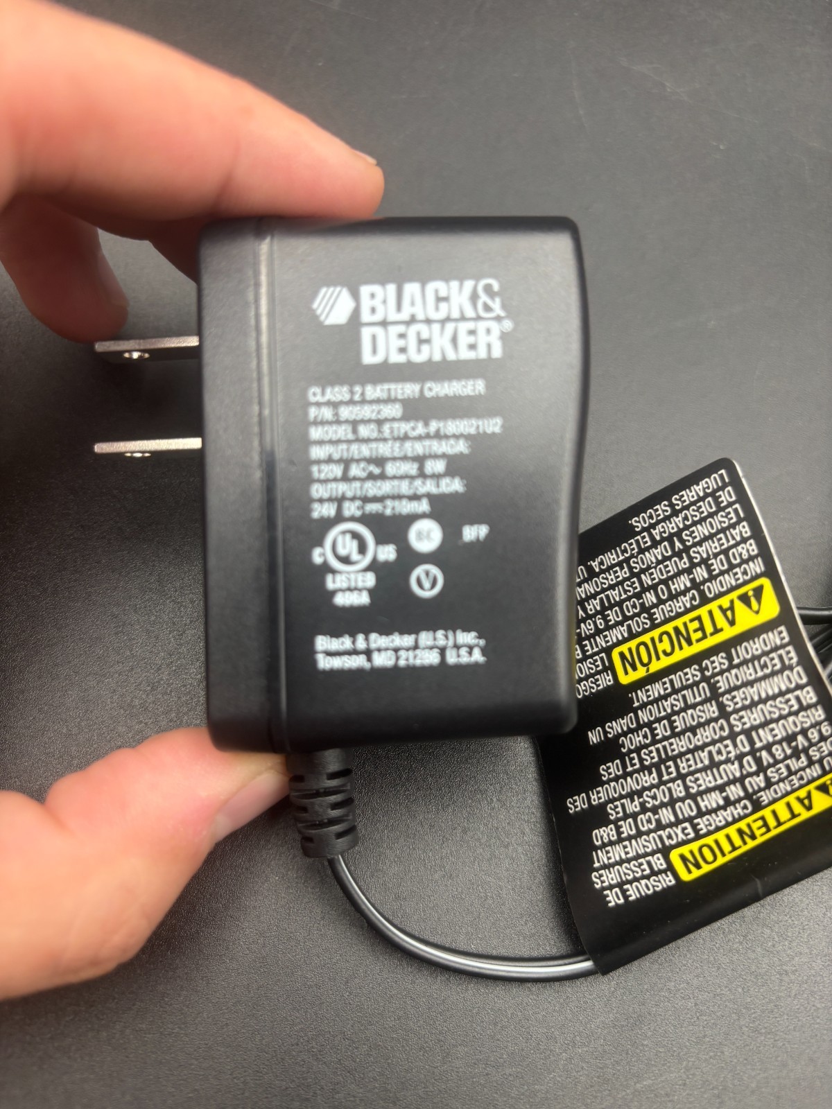 GENUINE BLACK & DECKER BATTERY CHARGER 90592363 ETPCA- P180021U2 24V DC 210MA
