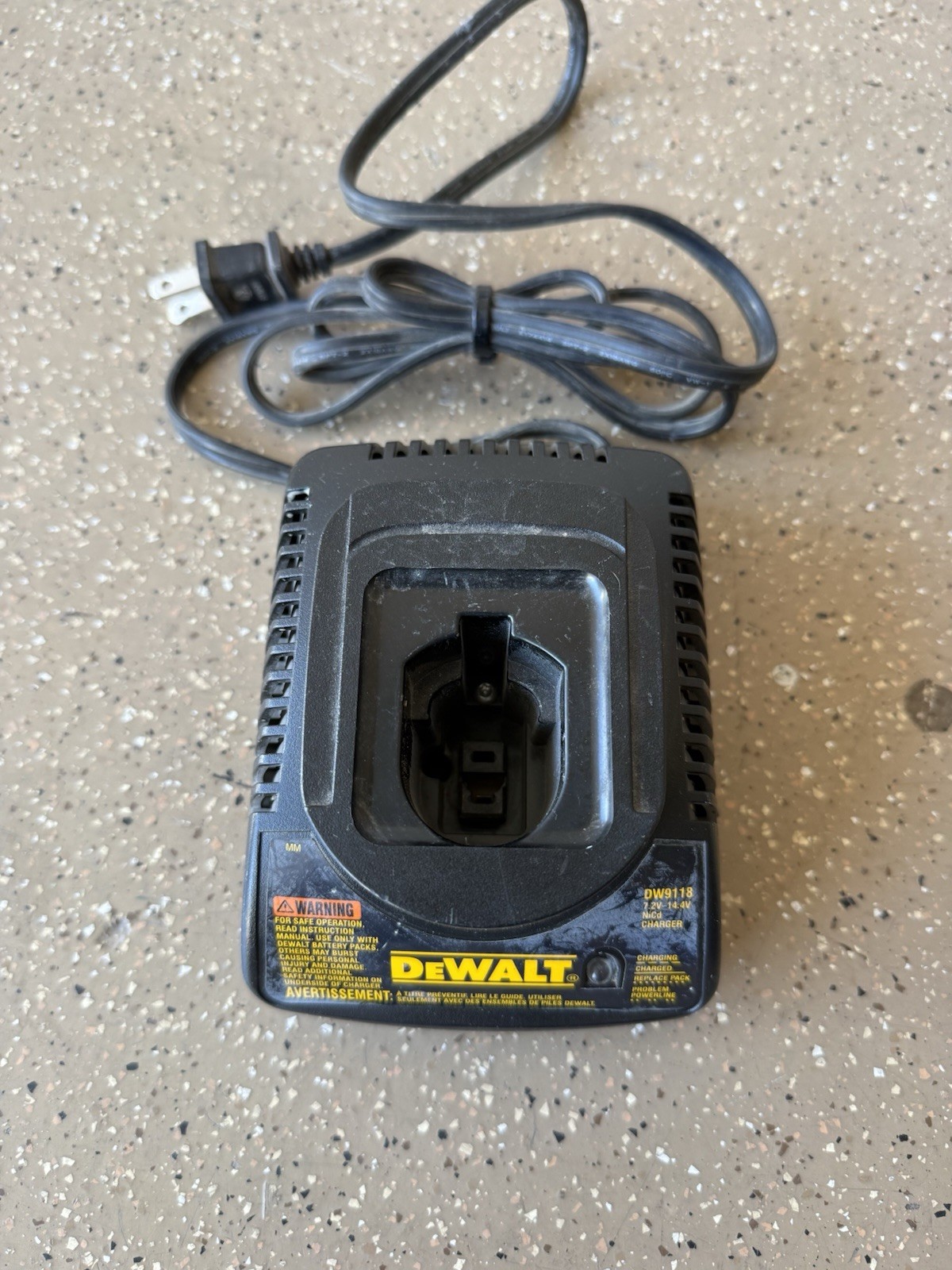 Genuine OEM Dewalt DW9118 7.2 – 14.4V Battery Charger