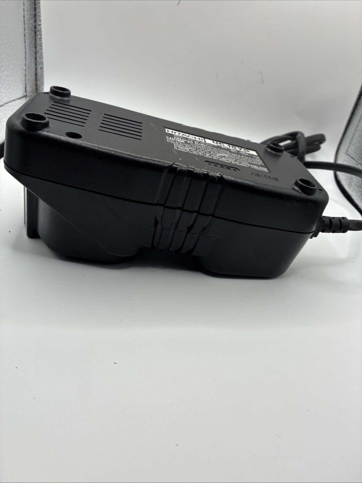 Hitachi Koki UC18YG 7.2-18V Nickel-Cadmium (NiCd) Power Tool Battery Charger