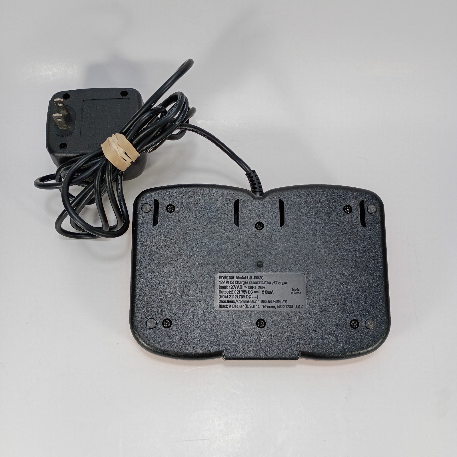 Black & Decker UD-18V2C Dual 18 Volt Battery Charger ONLY