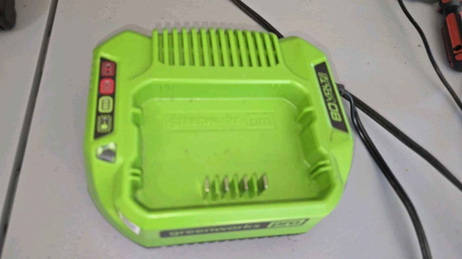 works great!! Greenworks 80V 2A Standard Charger GCH8020