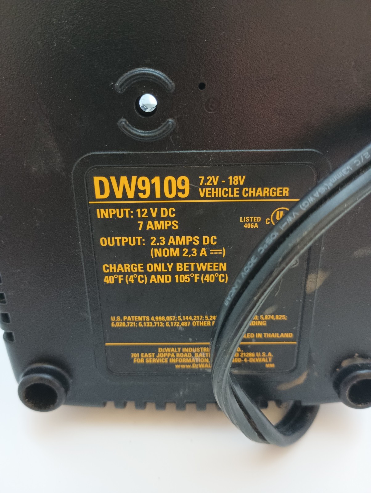 Dewalt DW9109 7.2-18 V Vehicle Battery Charger Cigarette Lighter Plug