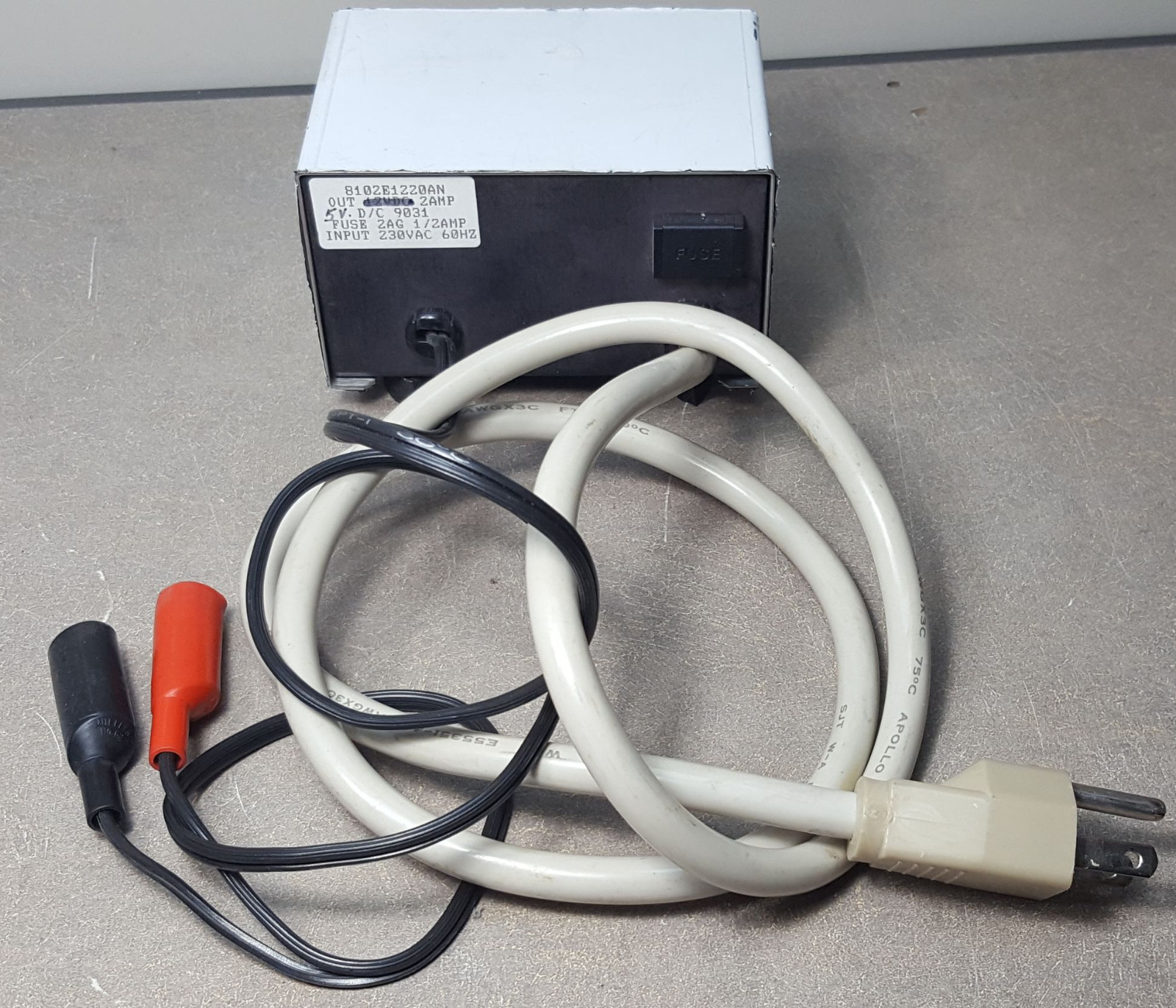 Xenotronix Model 8102E1220AN Battery Charger, Output 5Vdc. Tested with 120Vac.
