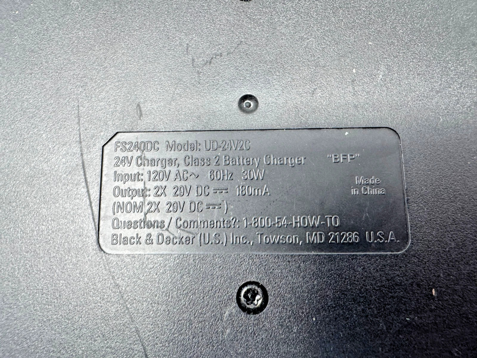 Black & Decker 24V Fire Storm Dual Battery Charger UD-24V2C