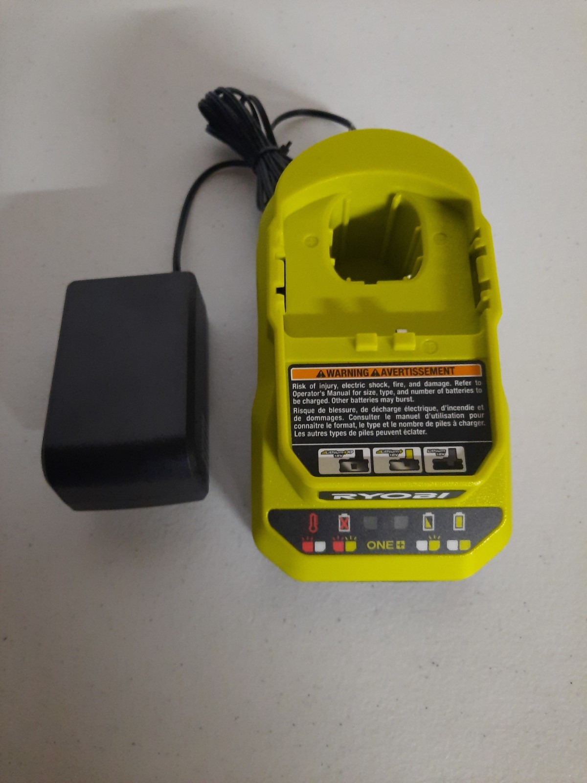 Ryobi One+ PCG002 18v Li-Ion Battery Charger Wall Mountable 4 1/2 Inch Tools