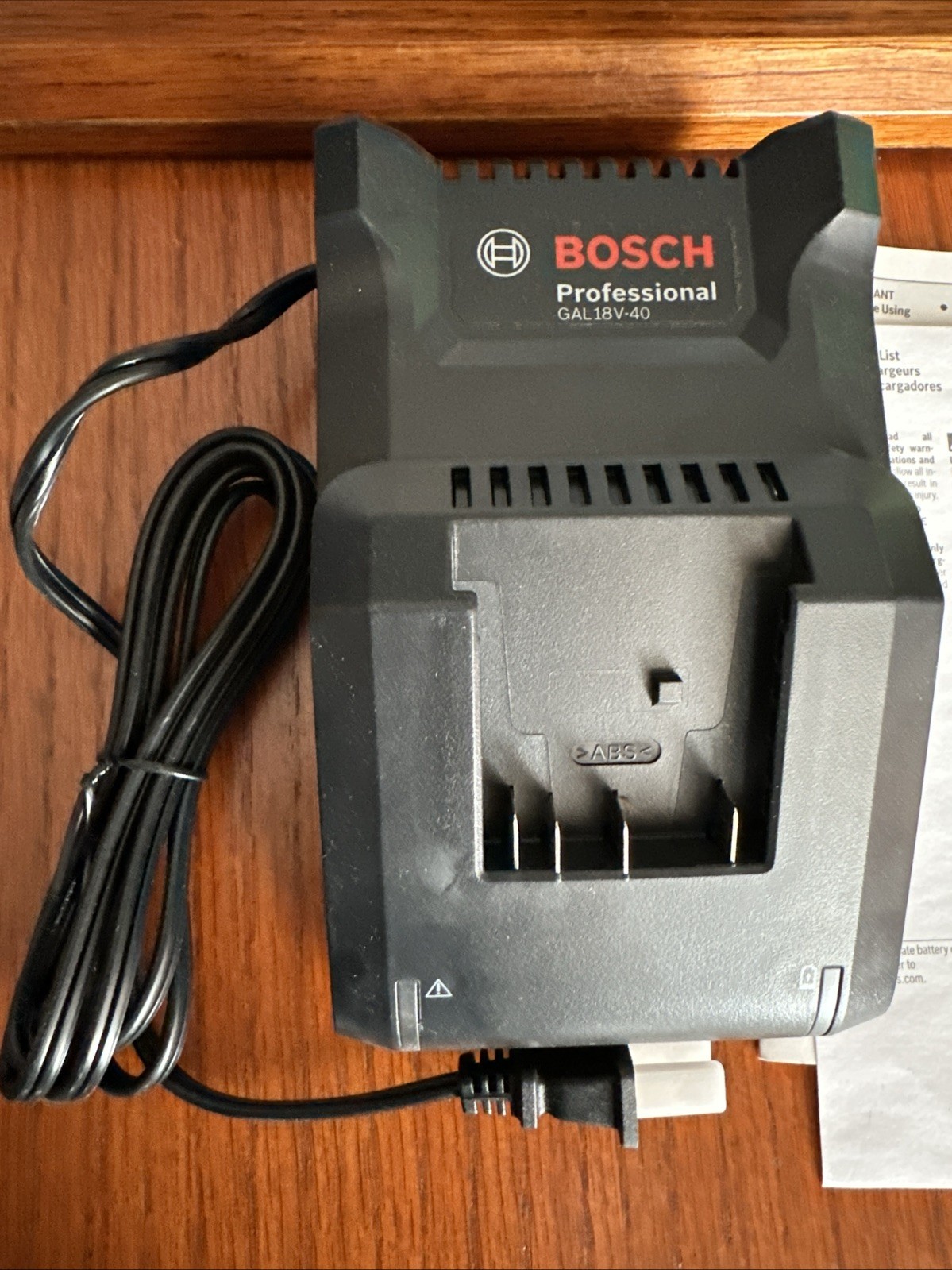 Bosch GAL 18V-40 Lithium Ion Charger