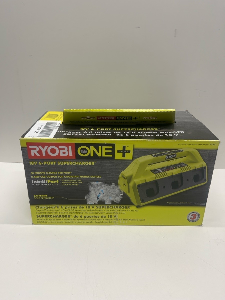 Ryobi P135 18V Battery Supercharger *in original box* (P03067146)