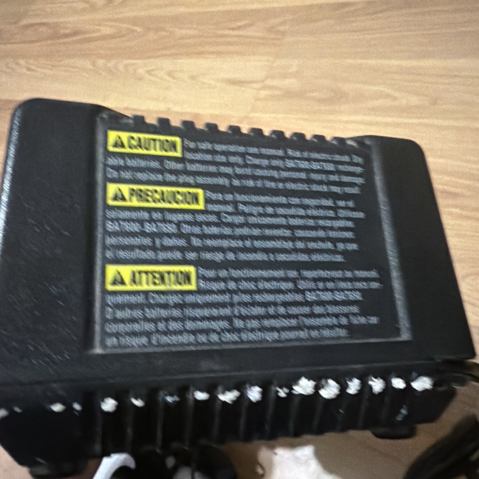 Bosch BC660 18-volt Lithium-Ion Battery Charger