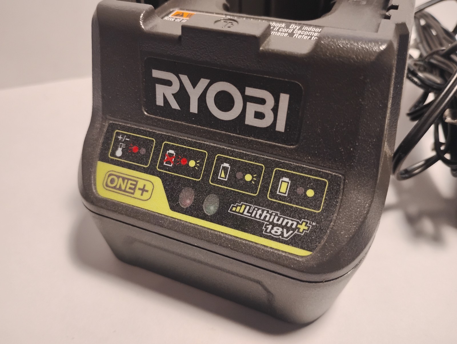 Ryobi P118B 18V ONE+ 18-Volt ONE+ Lithium-Ion Battery Charger TESTED WORKING