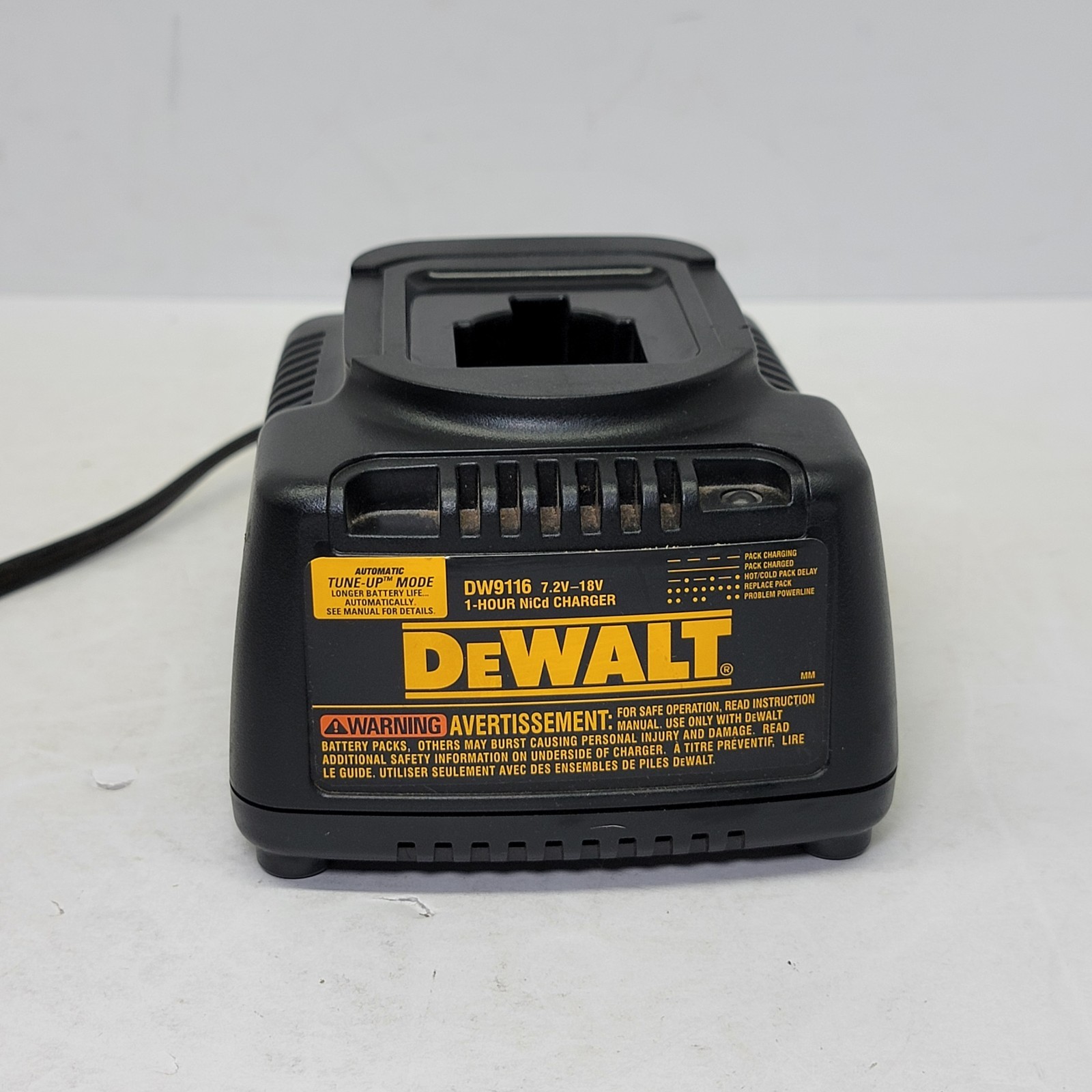 DeWalt DW9116 1 Hour NiCd Battery Charger 7.2V – 18V Charger ONLY
