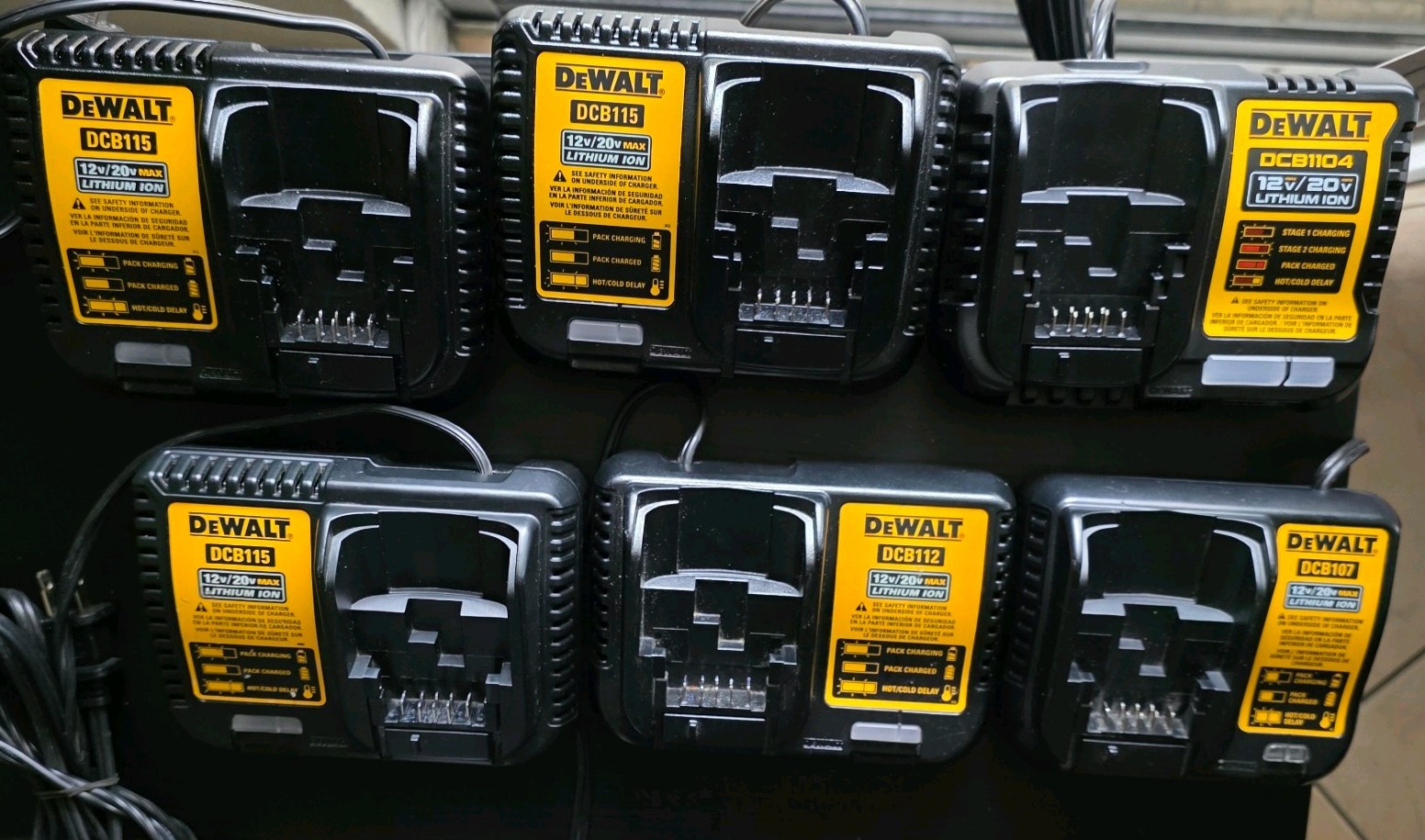 DEWALT Battery Charger 12v/20v. DCB115(X3)/DCB1104/DCB112/DCB107. Lot Of 6.