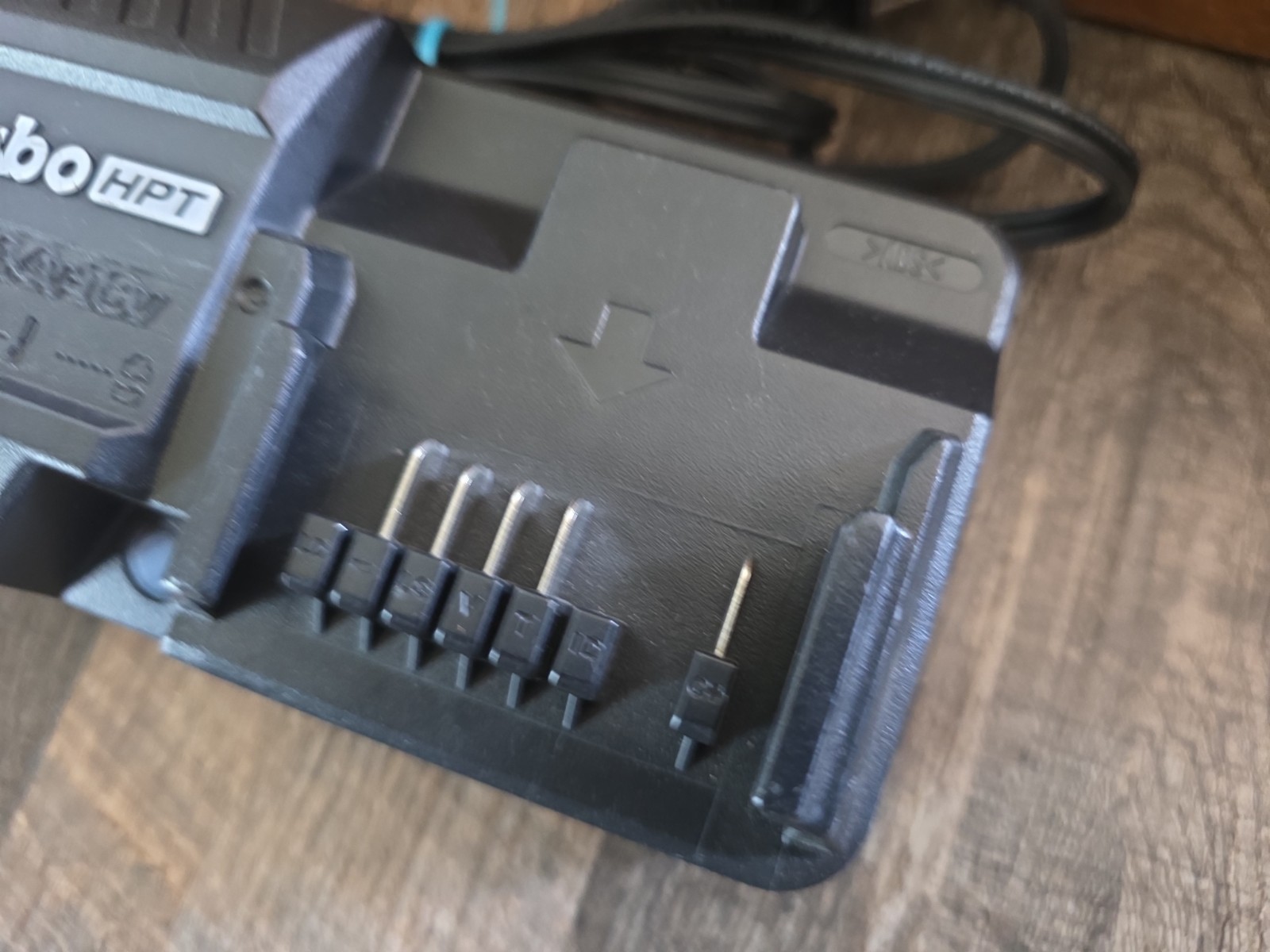 METABO HPT 14.4V 18V UC18YKSL Li-ion Battery Charger