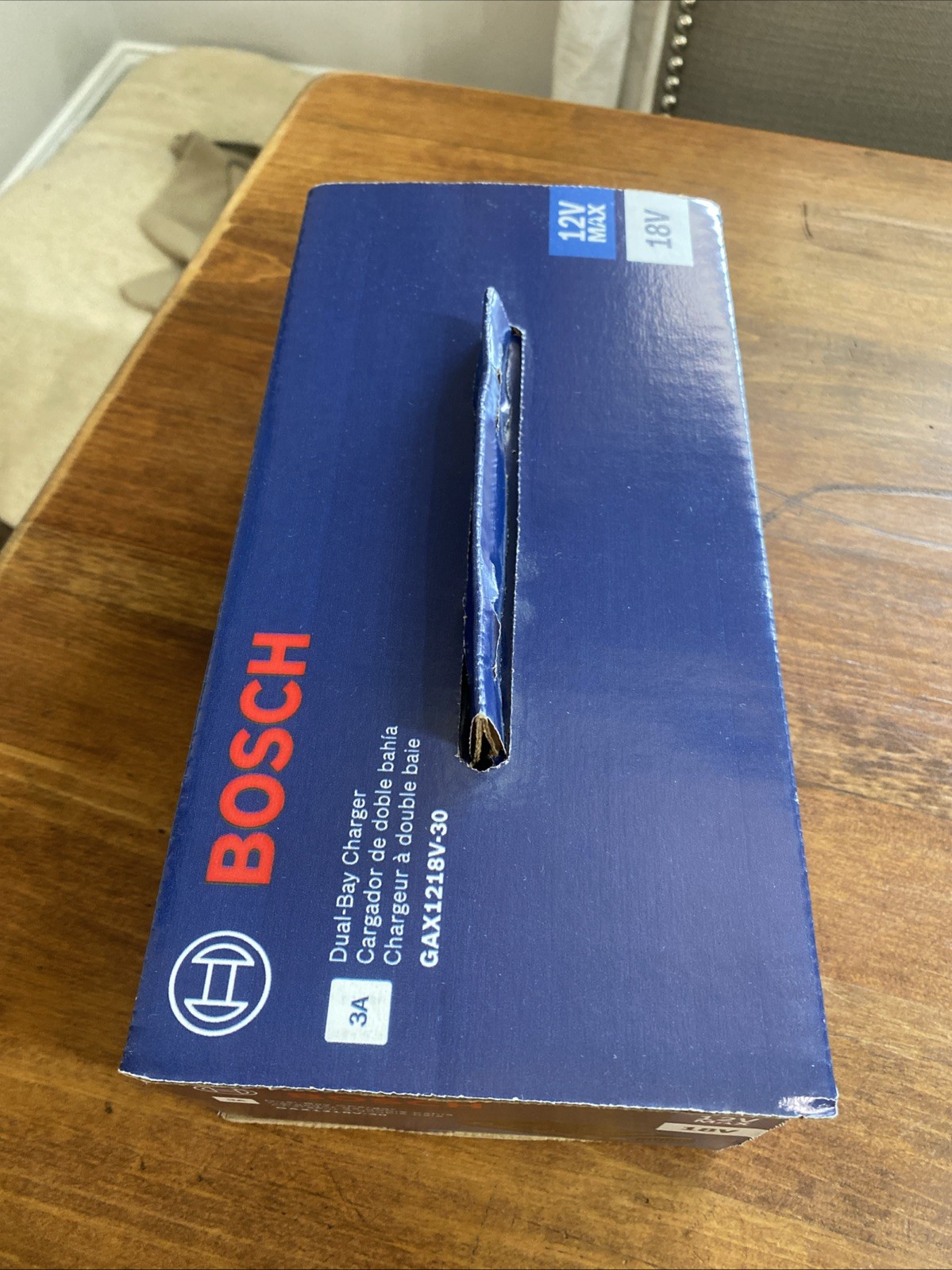New Bosch Gax1218v-30 Lithium Ion Battery Charger 12v Max 18v New in Box Black