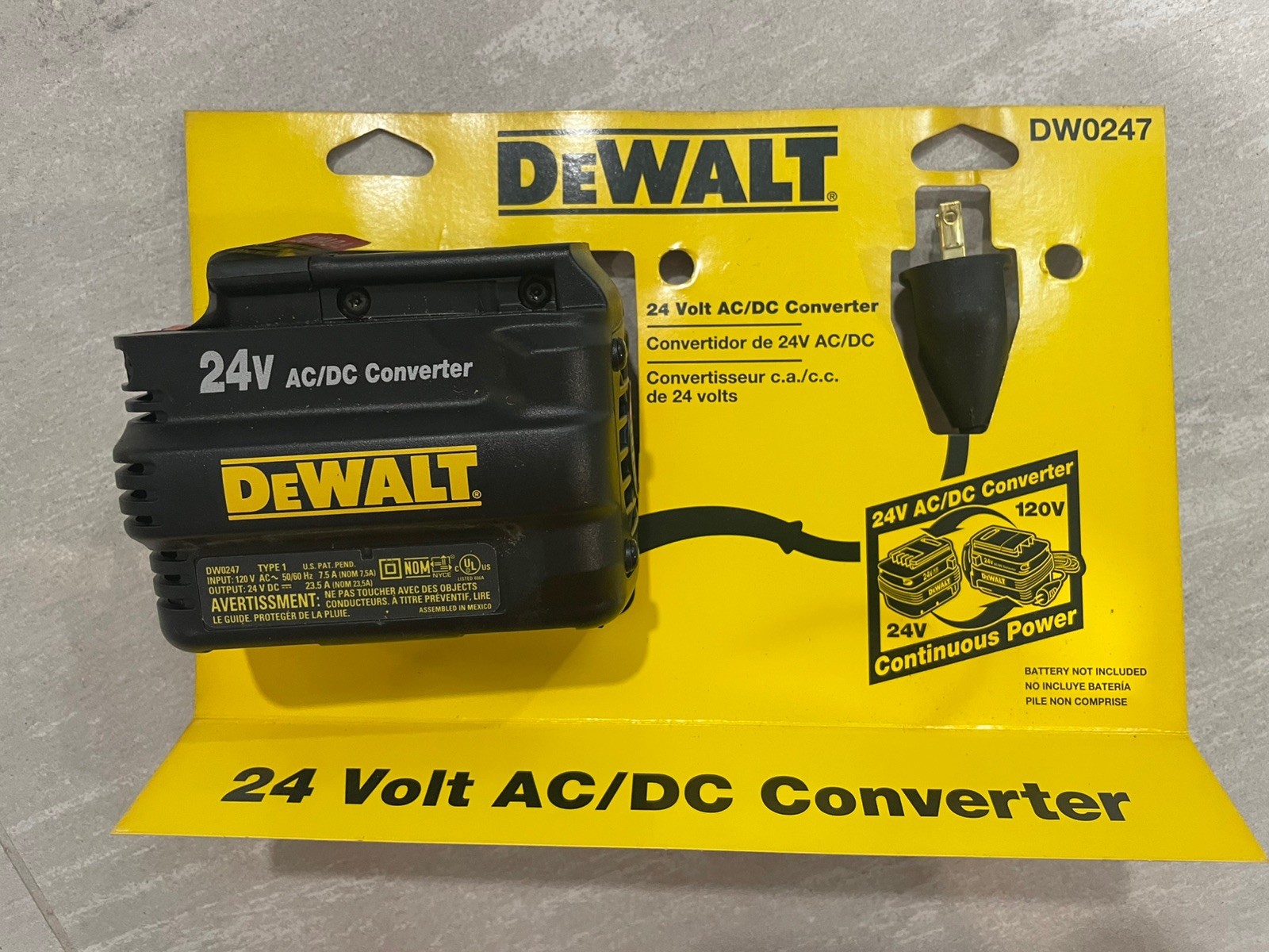 Dewalt DW0247 24V AC/DC Converter, 120V Input, 24V DC 23.5A Output, Tested