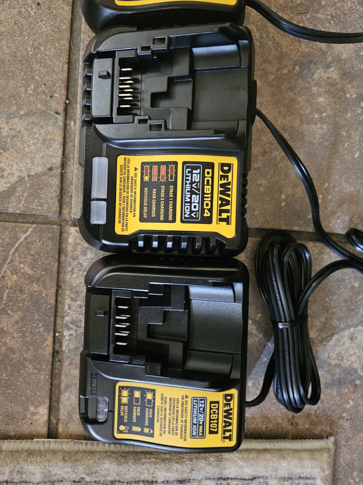 Five (5) DEWALT 12V/20V MAX Battery Charger Lot DCB104 DCB107 DCB115 Black