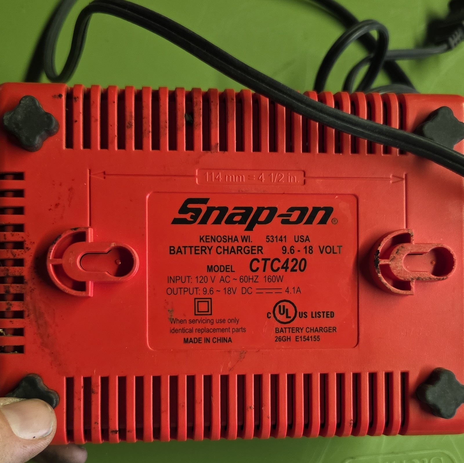 Snap-on CTC420 Power Tool Battery Charger 9.6-18V 1-Battery Bla.ck