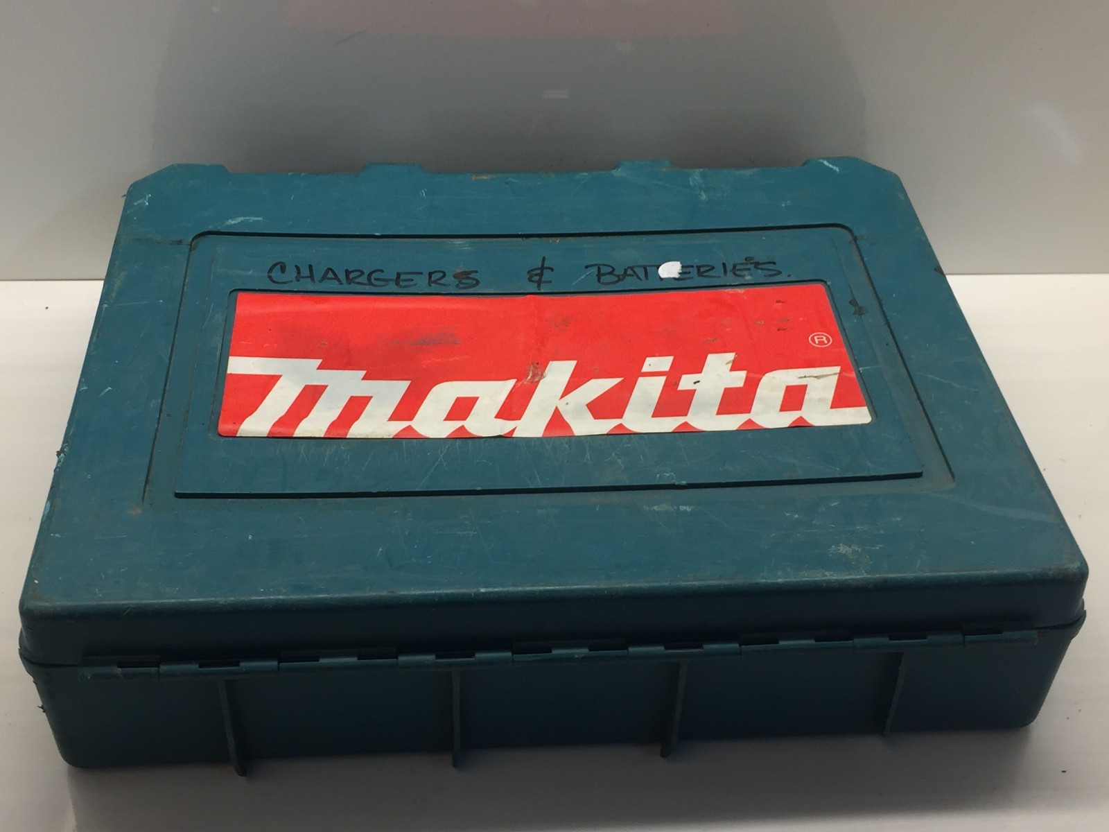 LOT of 4x Makita DC1414T 7.2V – 14.4V Battery Chargers with Case 6217DWDE
