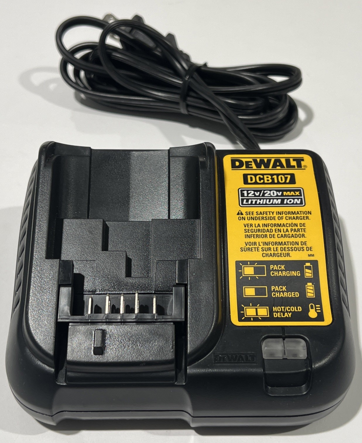 DEWALT DCB107 12V/20V MAX Li-Ion Battery Charger Single-Port Tested EUC