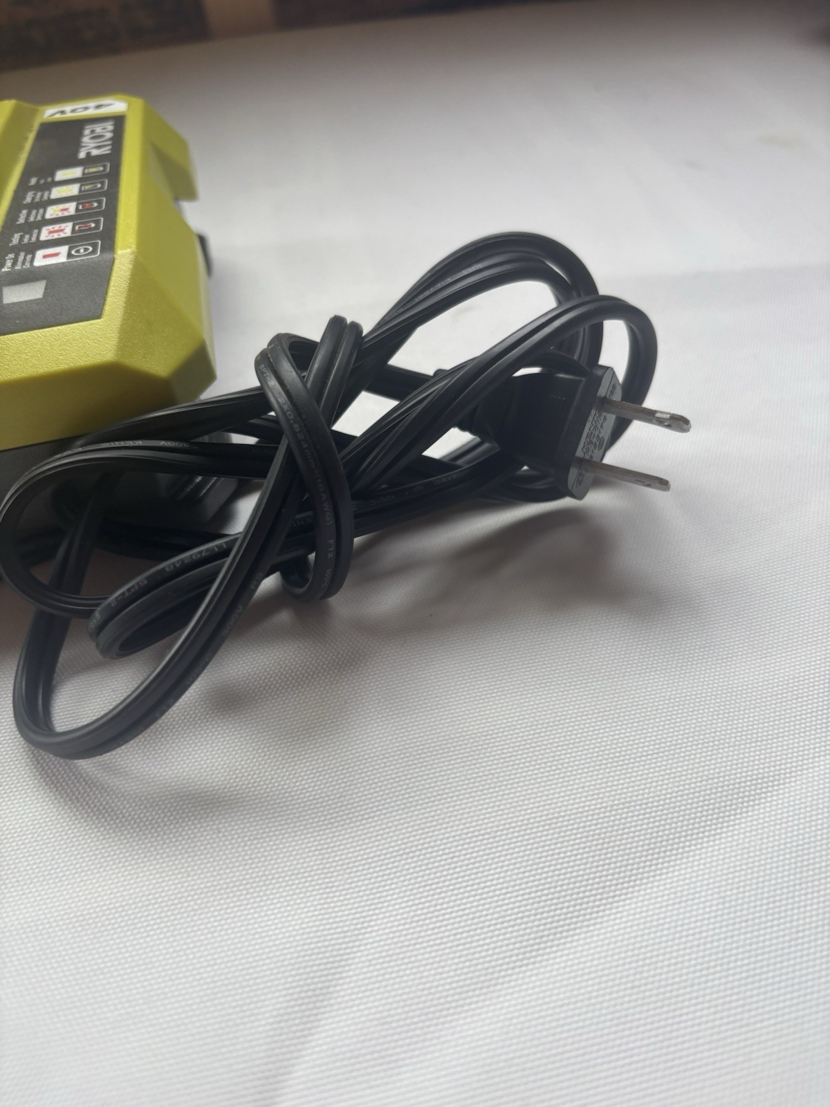 Ryobi Class 2 40V Battery Charger 0P401