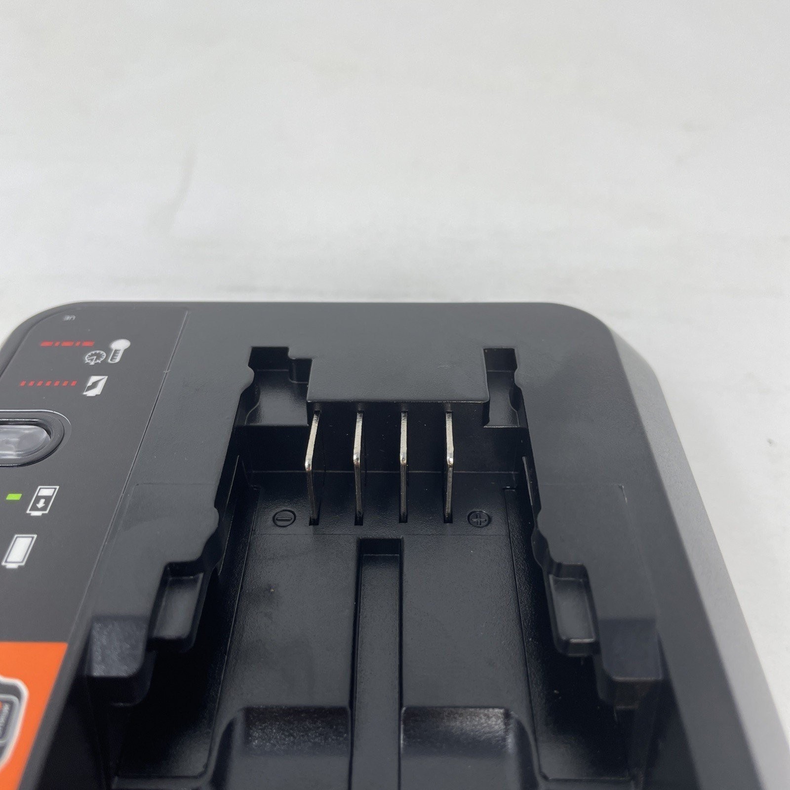 OEM Black & Decker 20V 60V Lithium-Ion Battery Charger BDCAC60B