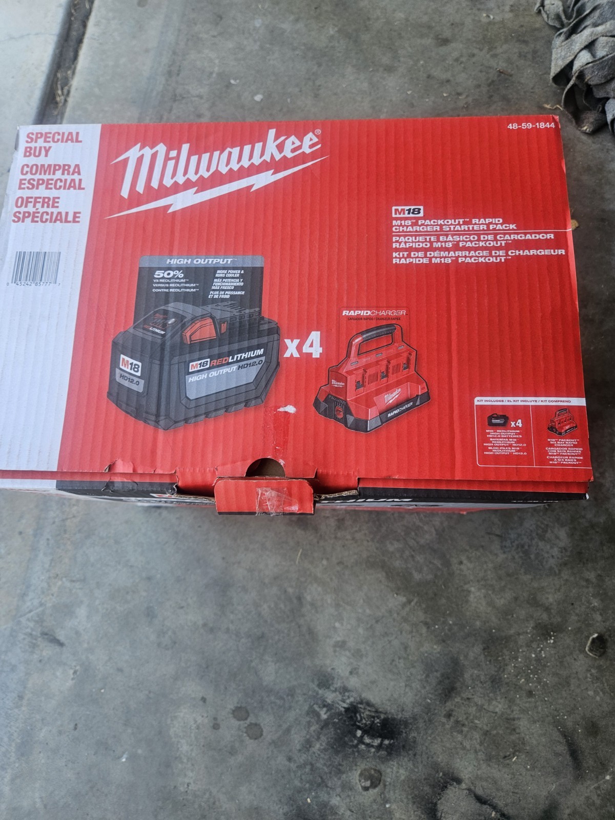 BRAND NEW Milwaukee 48-59-1844 M18 PACKOUT 6 PORT RAPID CHARGER WITH 4X12AH HIGH