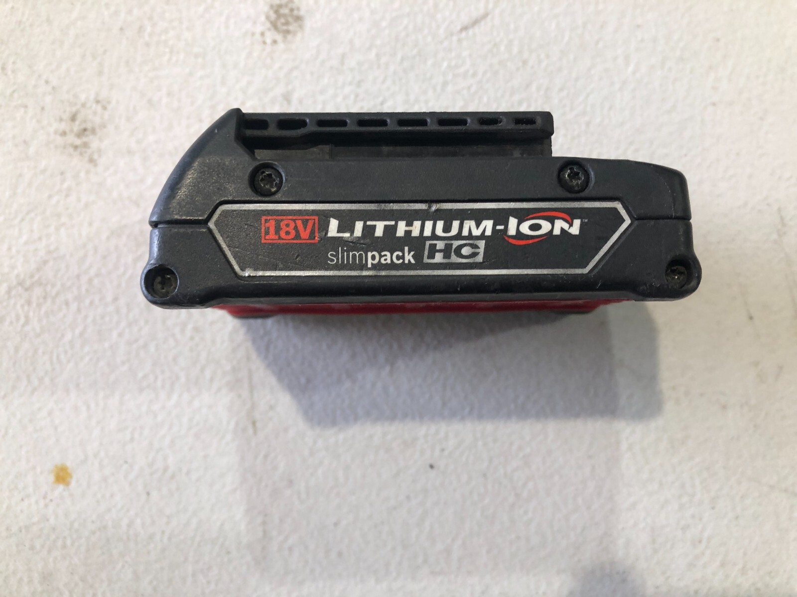 BOSCH BC660 18V BATTERY CHARGER + 18V LITHIUM ION BATTERY *USED* *TESTED*