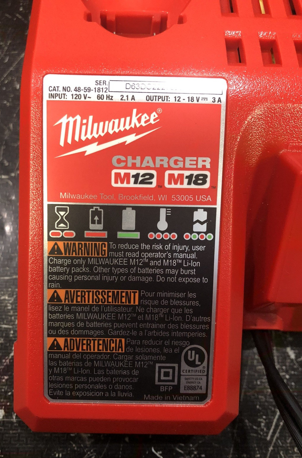 Milwaukee M12/M18 Multi Voltage Charger (48-59-1812)