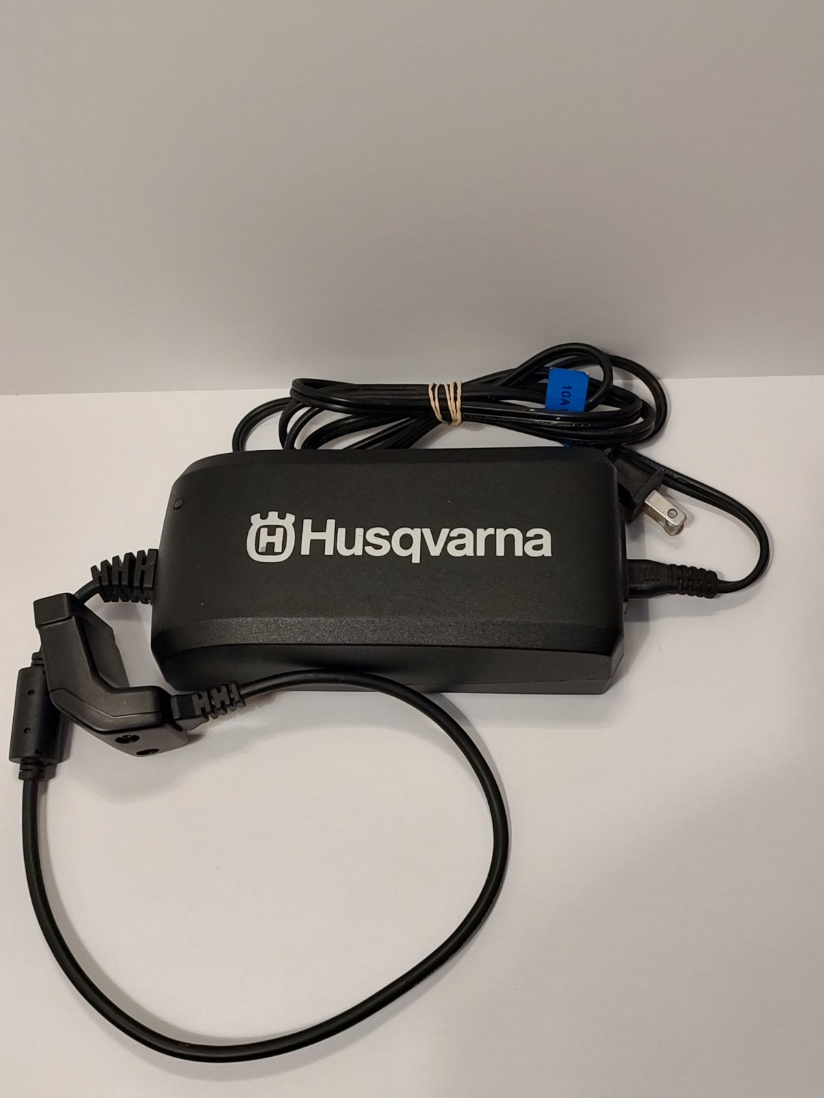 HUSQVARNA Battery Bli Charger QC80