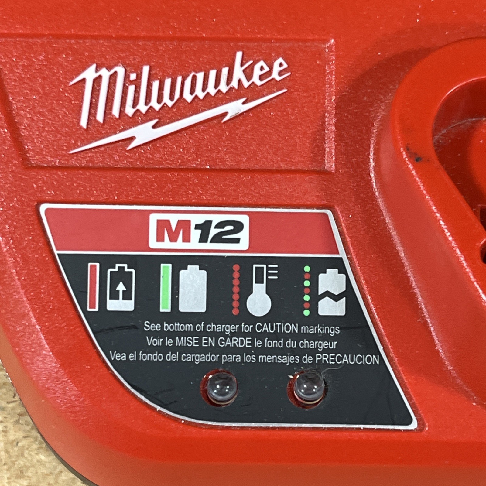 Milwaukee M12 12V Red Power Tool Battery Charger Single Slot